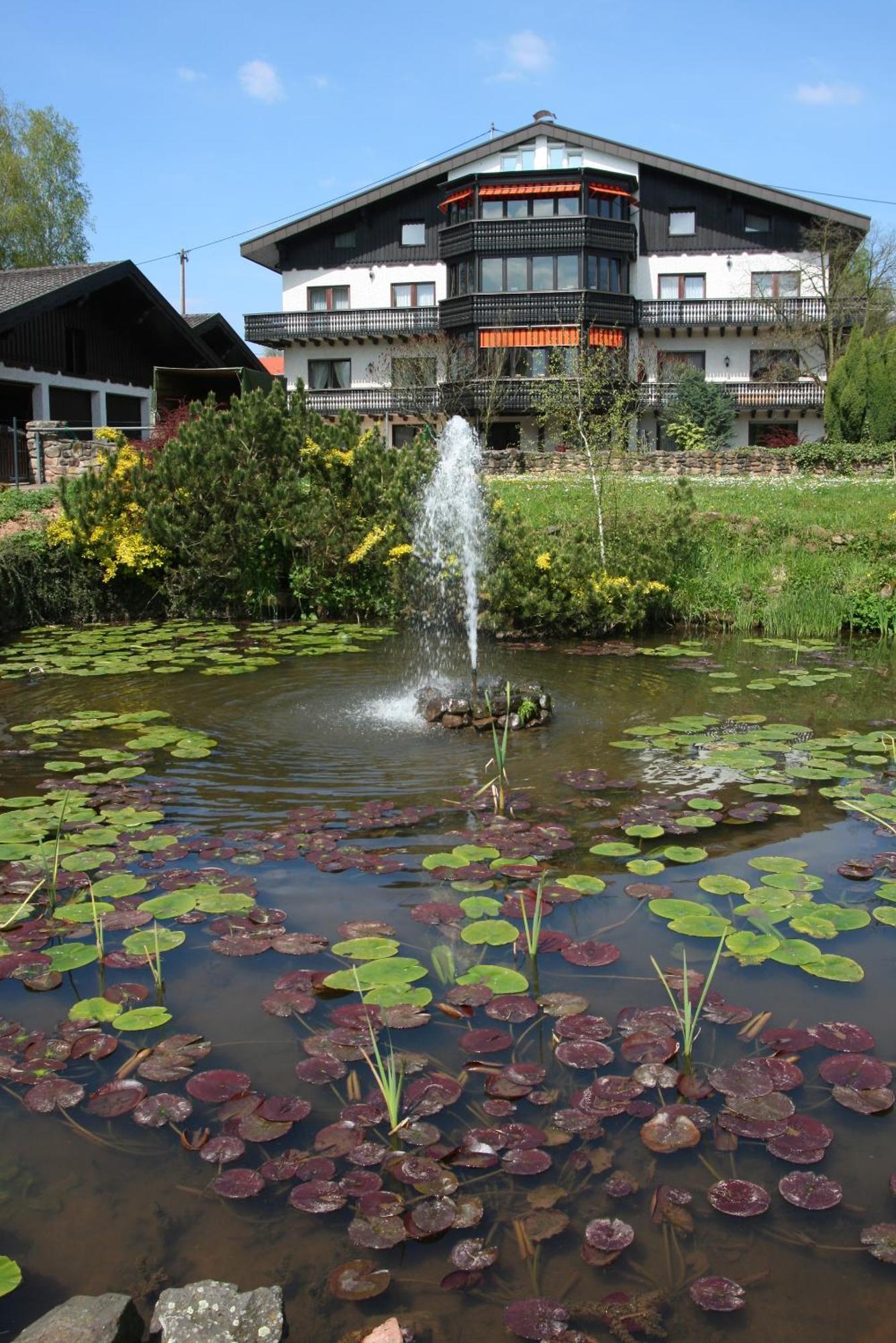 Hotel Muehlenthal Gmbh Schwalbach Exterior foto
